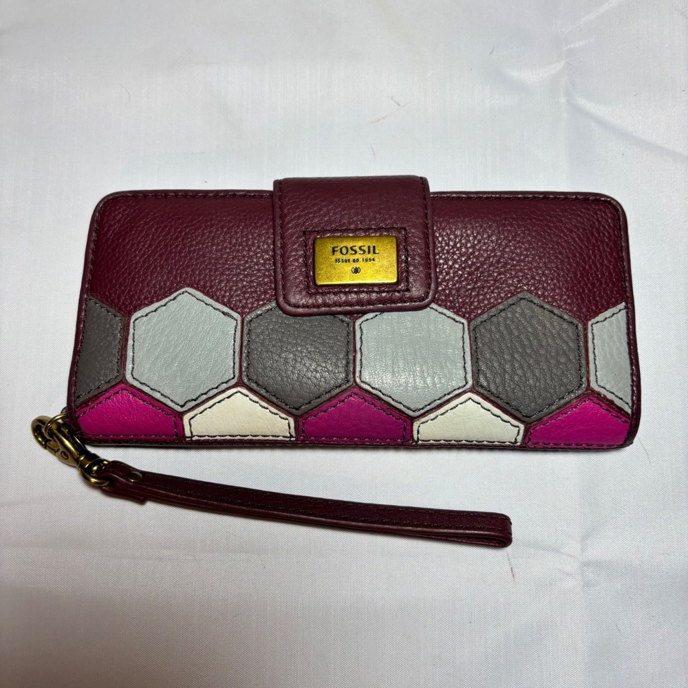 Fossil Quinn Slim Clutch Leather Wallet Wine Multi Hexagon Patchwork SWL1342998